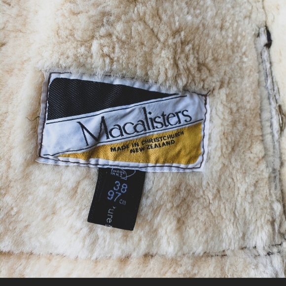 🍂🍁《VINTAGE》REAL DEAL SHEARLING COAT! - Picture 9 of 11